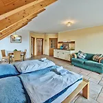 Nyaraló Geschmackvolles Ferienhaus Mit Privatem Pool