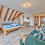 Nyaraló Geschmackvolles Ferienhaus Mit Privatem Pool Hellenthal