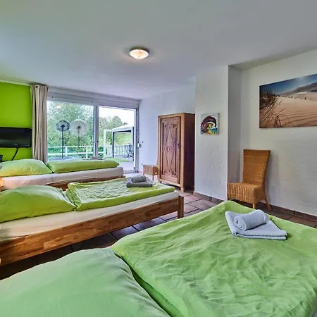 Geschmackvolles Ferienhaus Mit Privatem Pool Vakantiehuis *