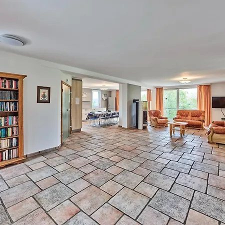 Geschmackvolles Ferienhaus Mit Privatem Pool * Hellenthal